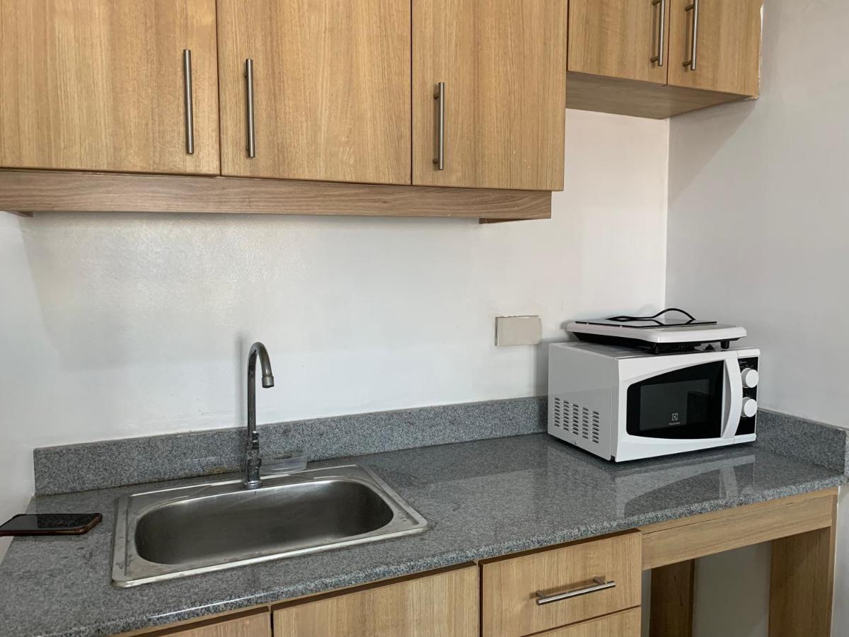 سيبو Luxanos Condo Place- San Marino المظهر الخارجي الصورة