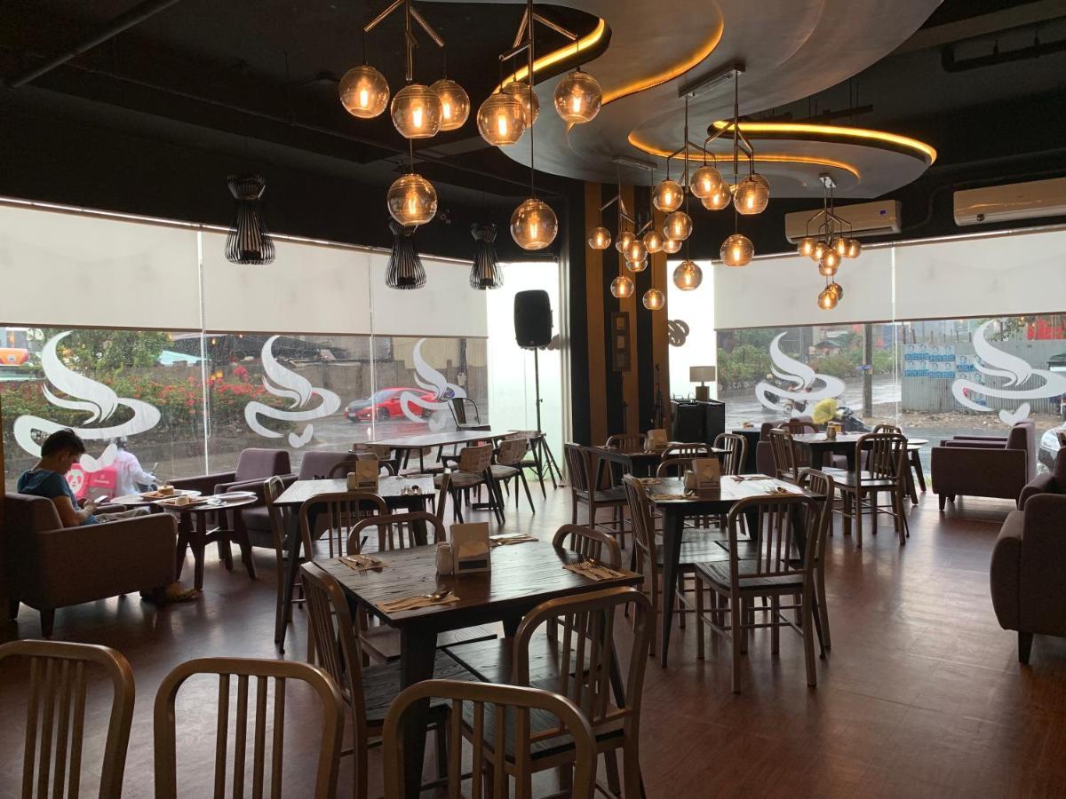سيبو Luxanos Condo Place- San Marino المظهر الخارجي الصورة